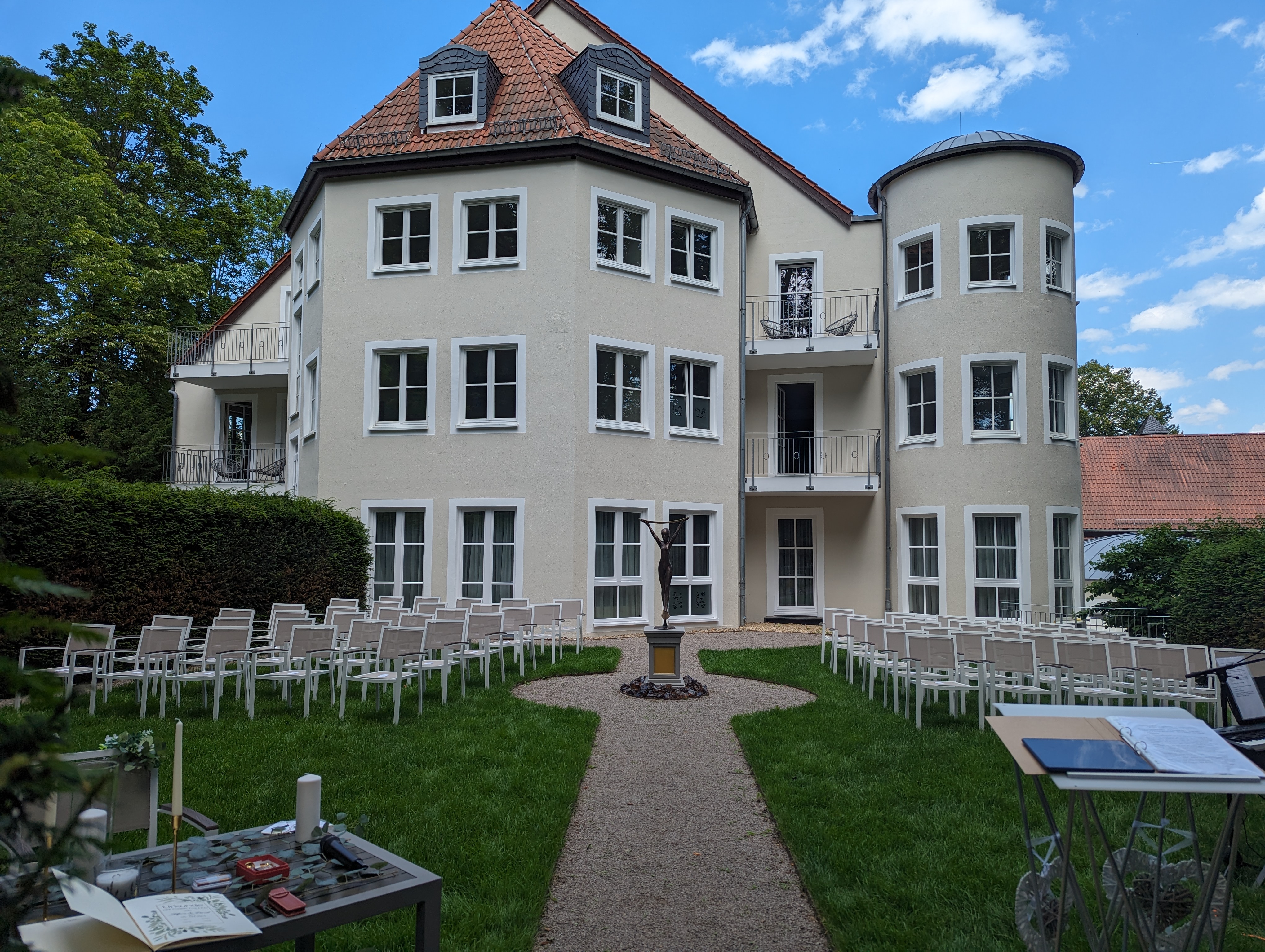 Freie Trauung im Hotel Welthemühle by Miris